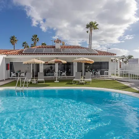 Lightbooking Alemania Piscina Privada