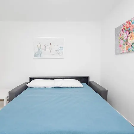 Lägenhet Lightbooking Alemania Piscina Privada *