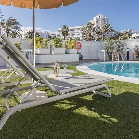 Lightbooking Alemania Piscina Privada Playa del Inglés