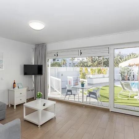 Lägenhet Lightbooking Alemania Piscina Privada *